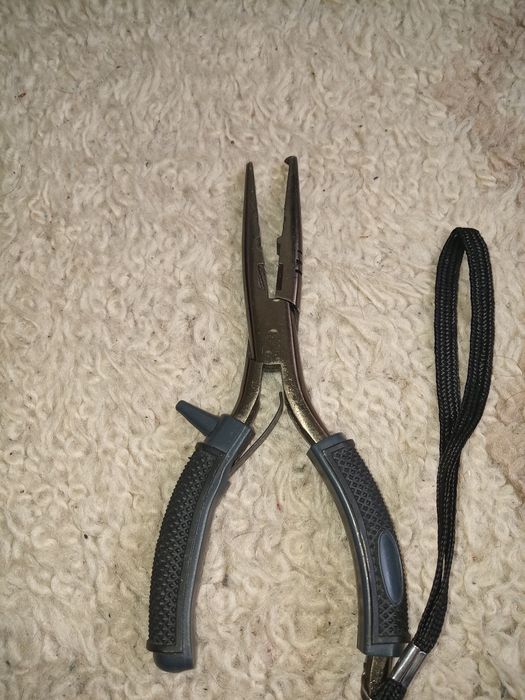 клещи за риболов и клатушки