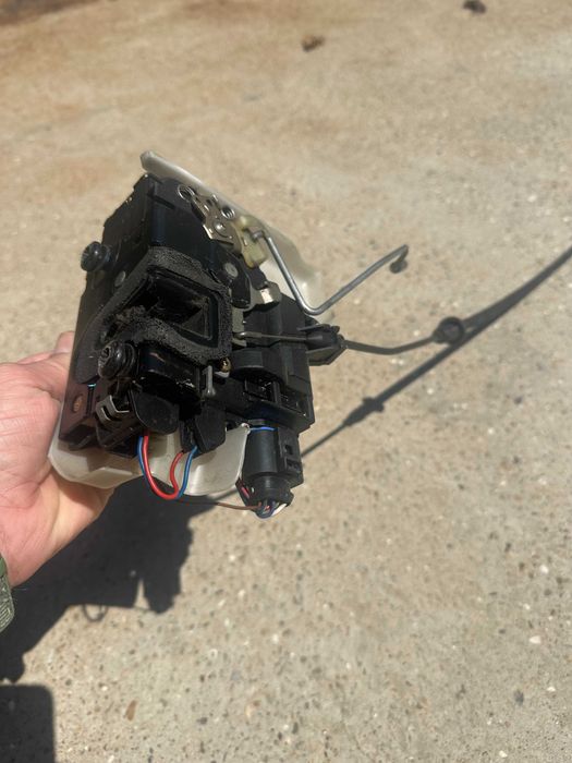 Брава предна врата централно VW Polo   поло