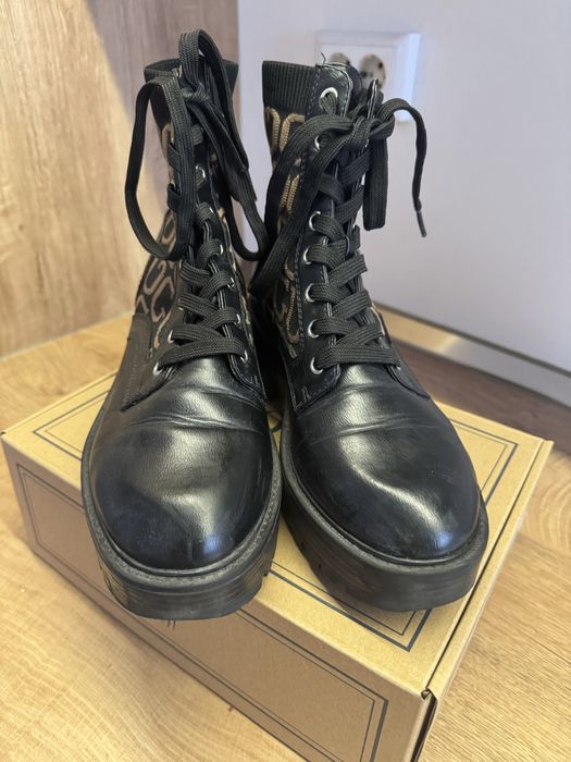 Черни Боти GUESS