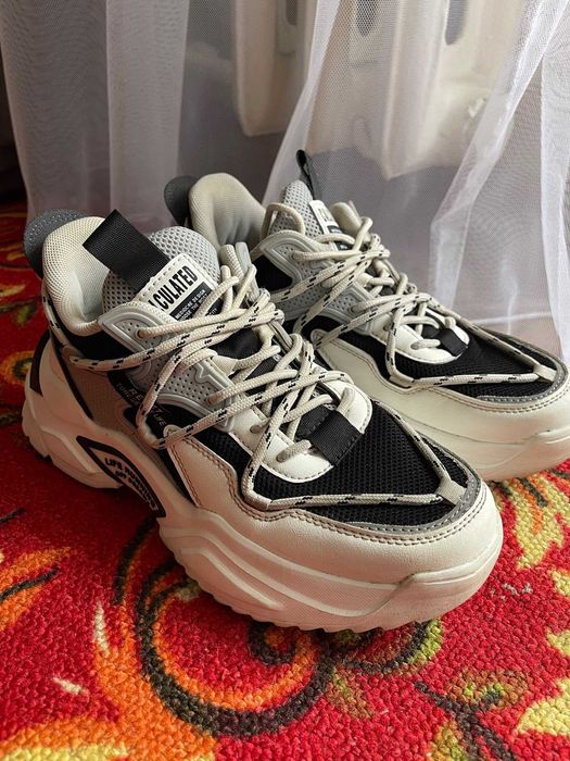 Кроссовки подростковые 38р