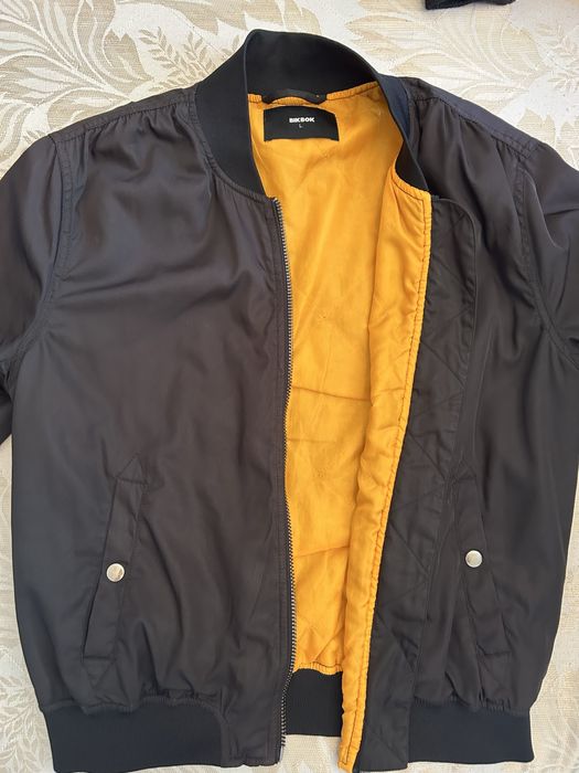 Якета (BikBok) и (Adidas)