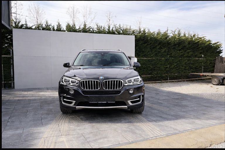 Bmw x5  luxury 4.0e  xdrive plug in hybrid