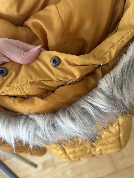 Зимно дамско яке ONLY в цвят горчица, размер хс/с