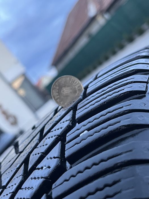 Jante concave 7,5J x17 ET28 Audi A5 A4 B8 B9 A6 225/50/17