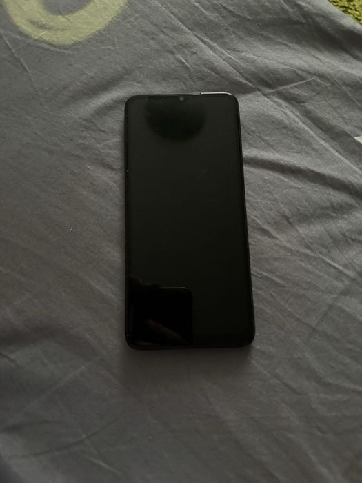 телефон Infinix hot30i