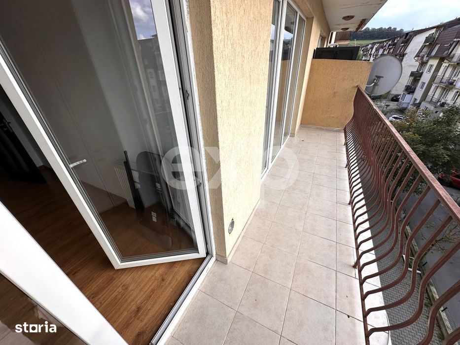 Apartament 1 camera decomandat, renovat, Loc de parcare CF, Floresti