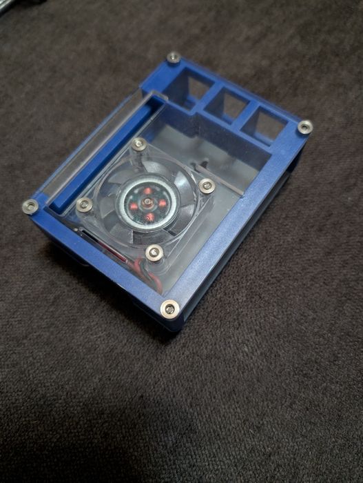 Кутия за raspberry pi 4b