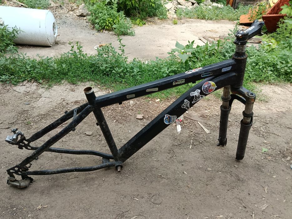 Продам раму от велосипеда