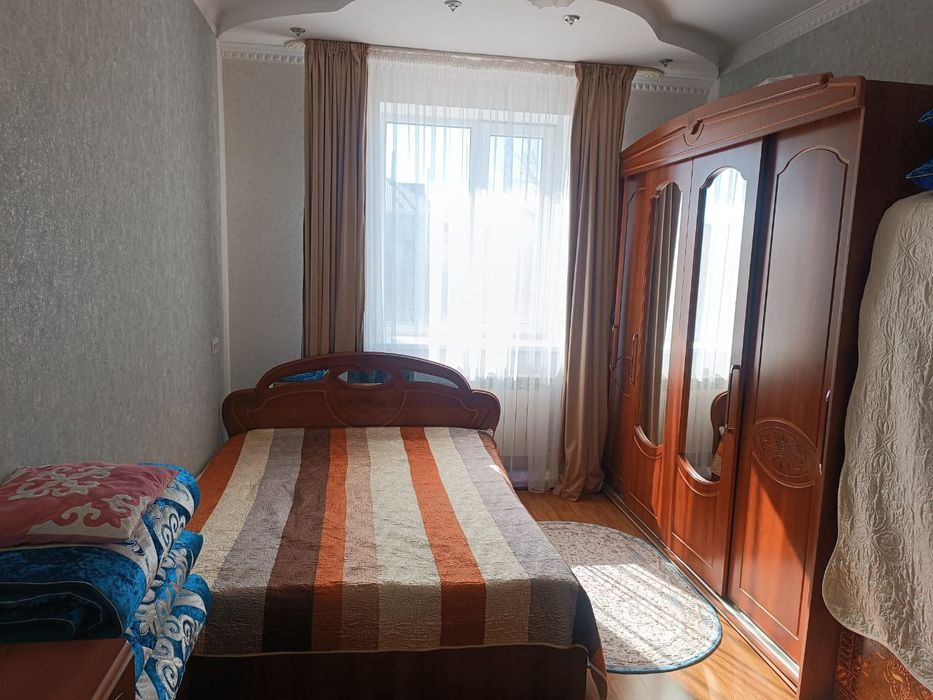 Спальный кровать