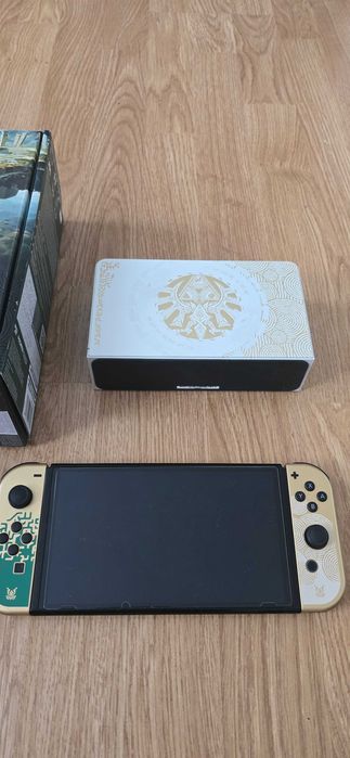 Nintendo switch OLED Zelda Edition