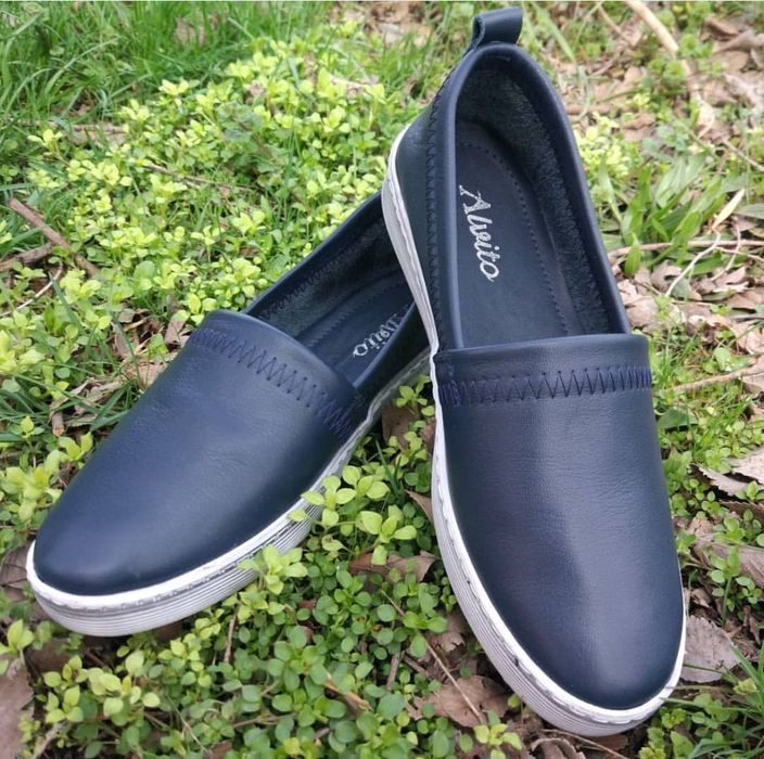 Женские кожаные слипоны