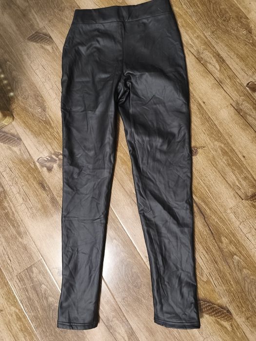 Colanți -pantaloni din piele ecologica cu talie înaltă și nasturi aurii mărime s
