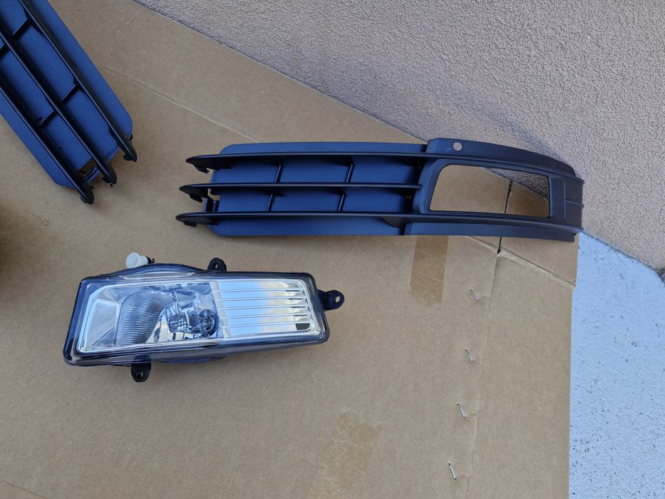 Grila grile proiector ceata Audi A6 C6 facelift 2008-2011