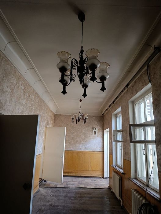 Дом  Азербайджан центр,4 сот.2 дома.11800уе