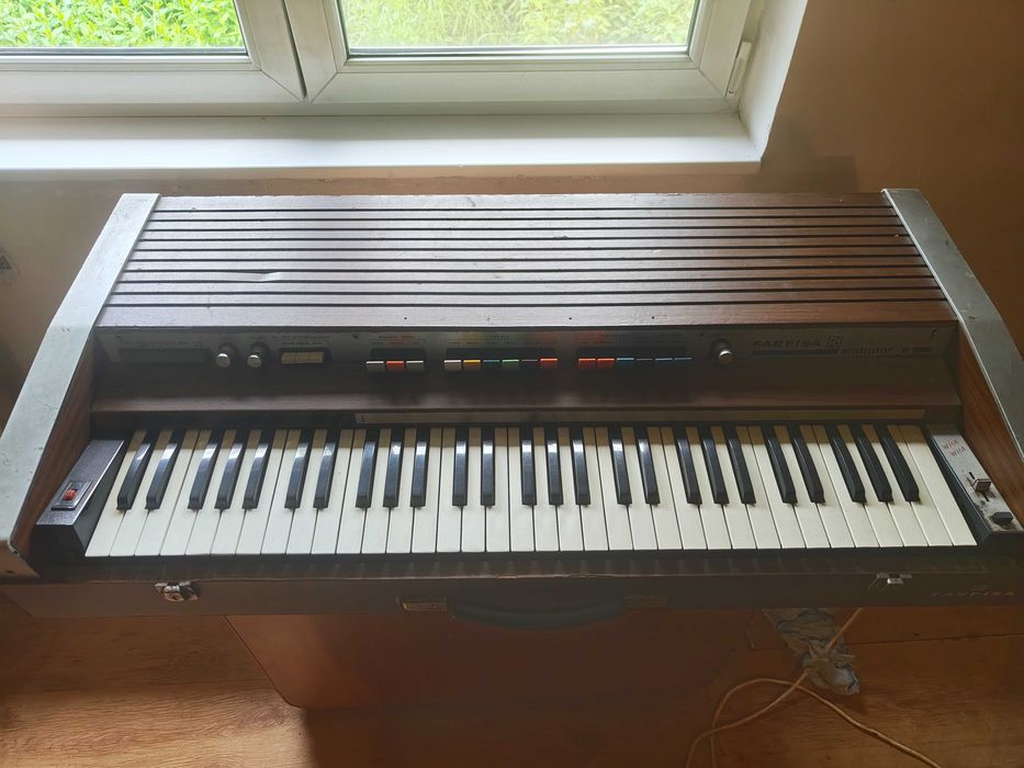 Set instrumente muzicale vintage: Farfisa Matador-R + Yamaha PSS-590 + Vermona Regent 660