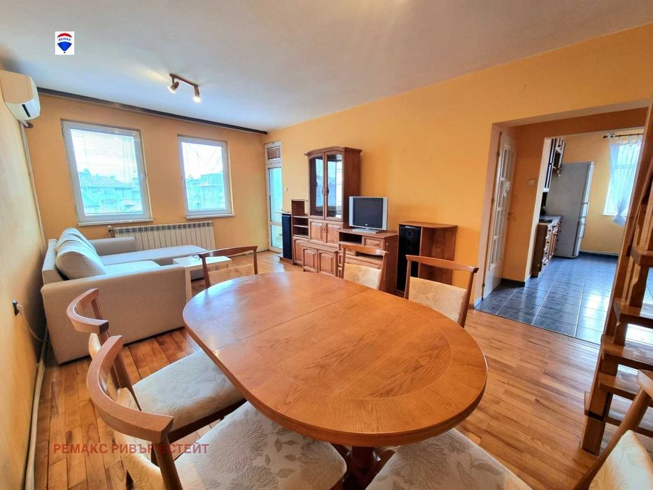 Тристаен апартамент за продажба в центъра на гр. Русе