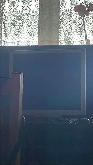 Vand unitate,monitor,tastatura si mouse toate la un loc