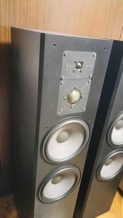 Тонколони  Braun Atelier HiFi LS200