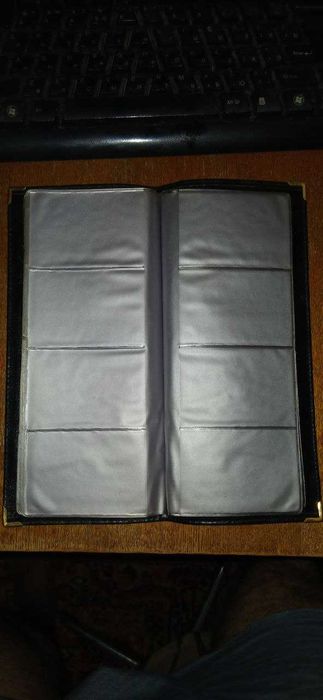 Визитница, кожаная.