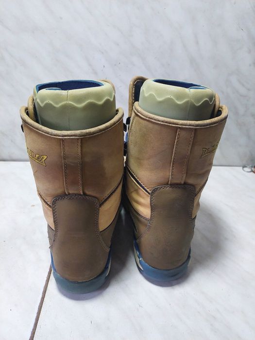 Boots buti 18 placa snowboard  Burton  mărimea  37-38 (24,5 cm)