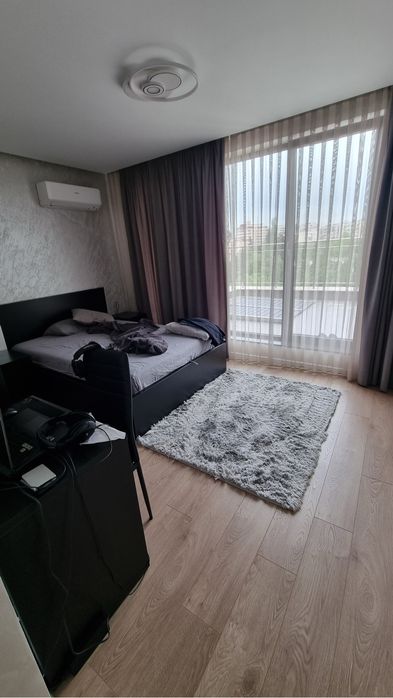 Многостаен 180м2 луксозен ремонт и обзавеждане