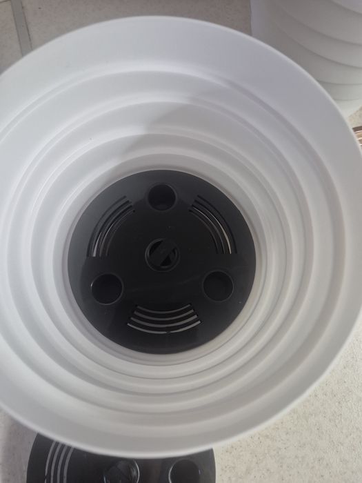 Горшки    цветочные