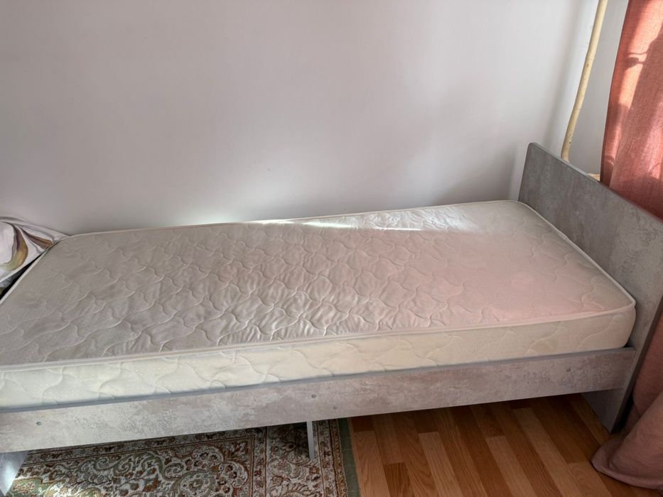 Кровать подростковая