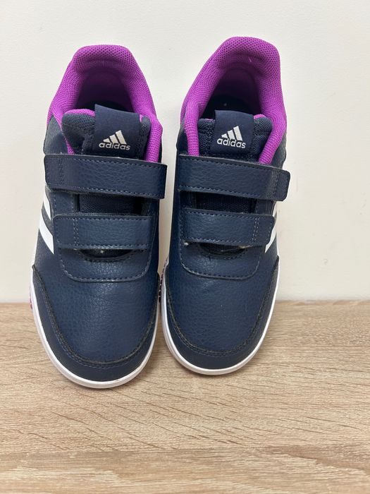 Маратонки за момиче