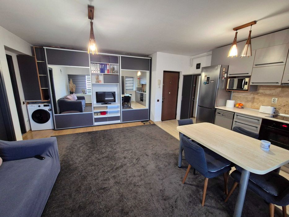 Vanzare apartament 2 camere Floresti, Ultracentral, Loc de parcare inclus