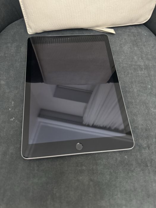 Ipad 2018, 32 гб