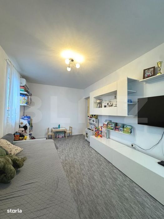 Apartament decomandat, 2 camere, 58mp, balcon, renovat, zona Teilor