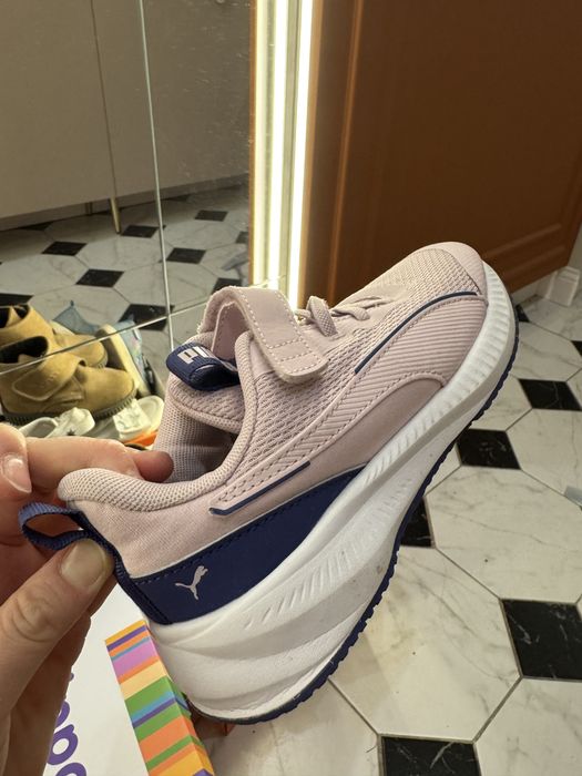 Кроссовки для девочки 33