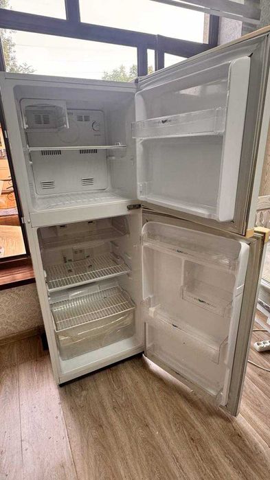 Продам холодильник Samsung!
