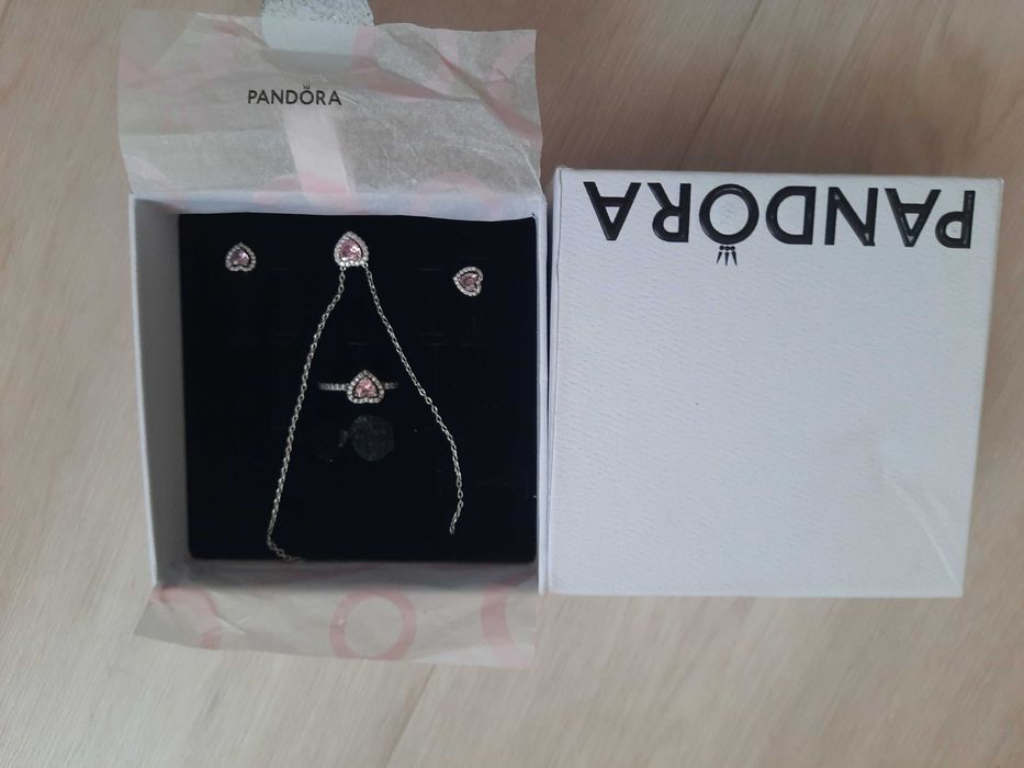 Набор украшений PANDORA