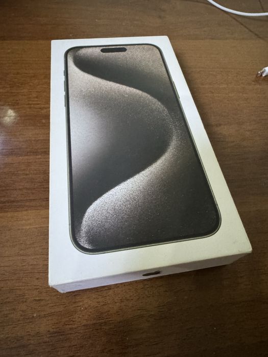 Iphone 15 pro max 256 sim 88%batareyka