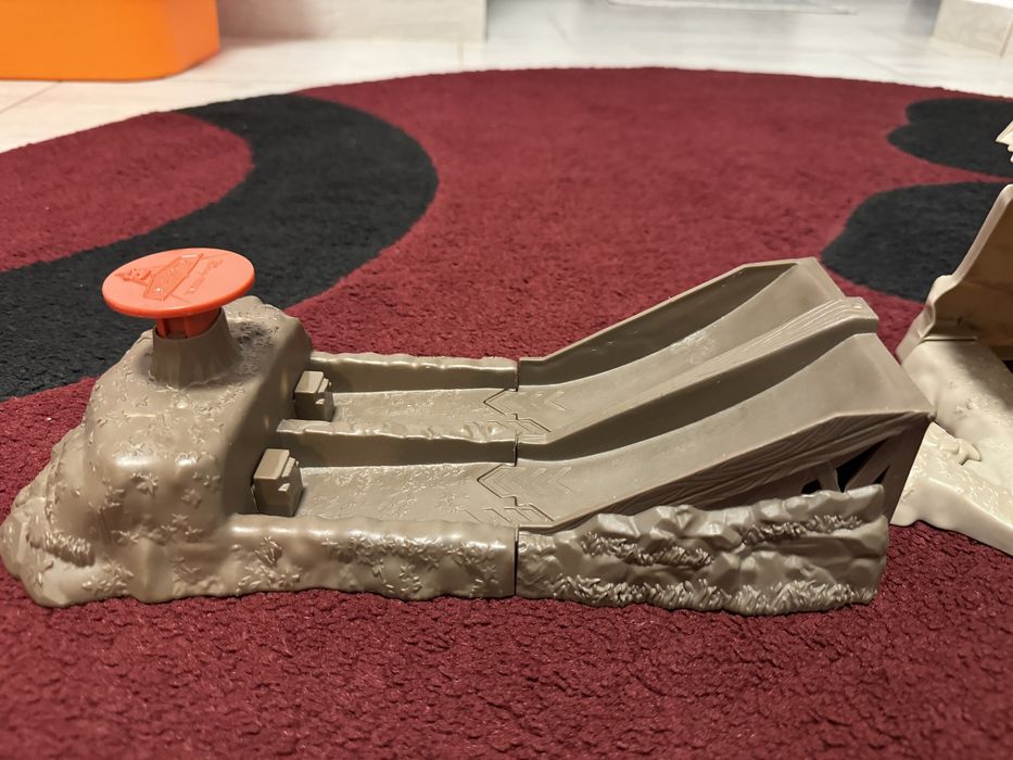 Cars 3 Disney cars midnight jump McQueen si Smokey