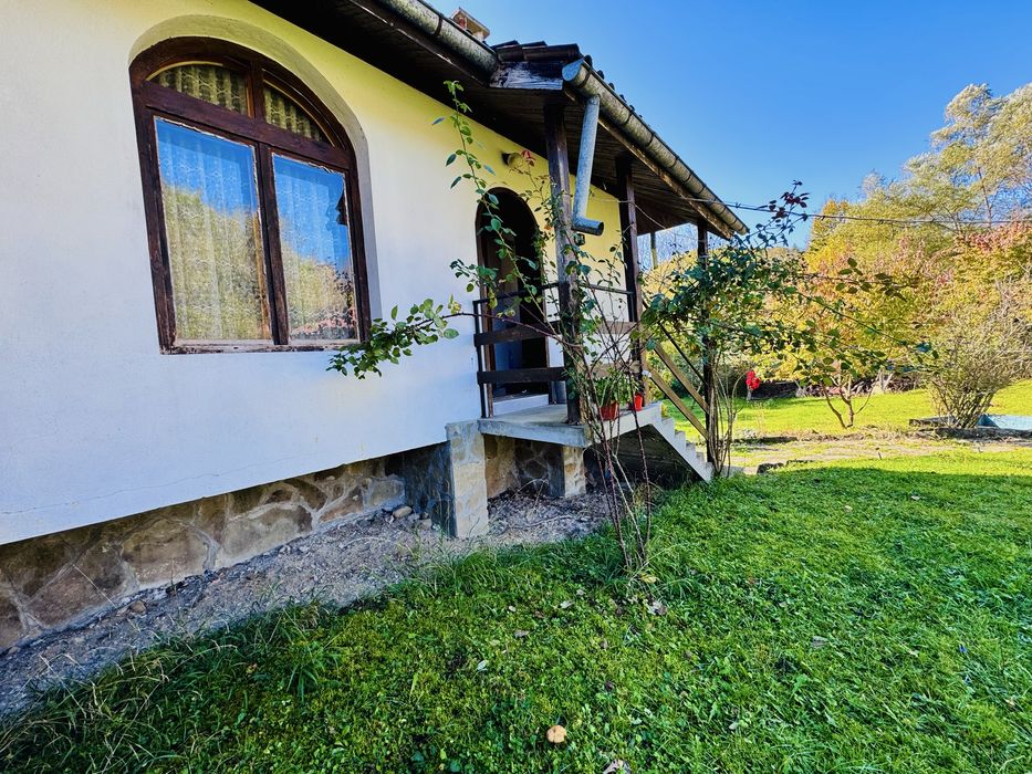 Продава се Къща в Априлци - 84 кв.м за 953 €/кв.м - Снимка #16