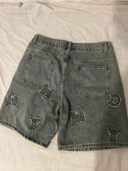 Blugi scurti imprimeu brodat