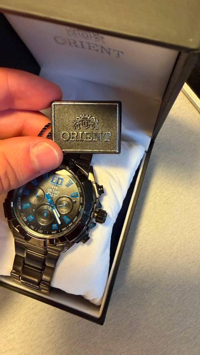 Часовник orient FTV00005B0