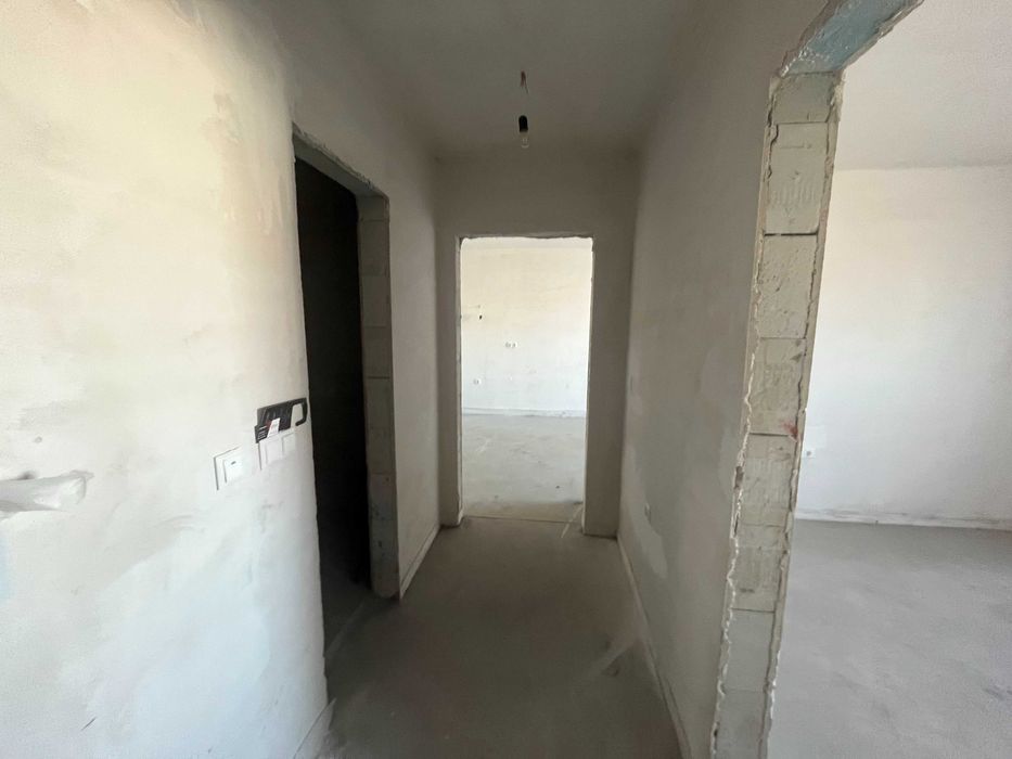 Продава се Тристаен апартамент в Пловдив, Христо Смирненски - 101 кв.м за 1446 €/кв.м - Снимка #2