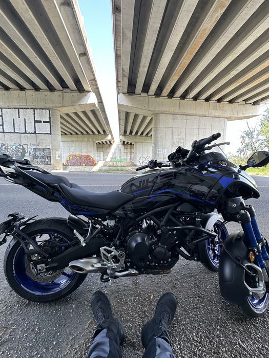 Yamaha Niken MXT850