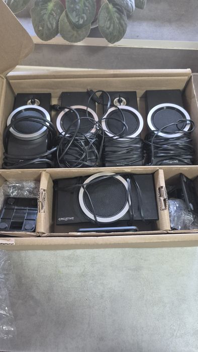Тонколони  Creative Inspire T6100