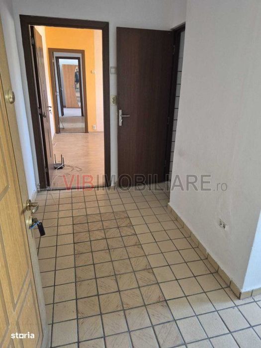 3 camere | Piața Doina | 55 mp | Centrală proprie