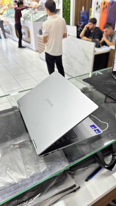 Lenovo Yoga ultra7 ekran14