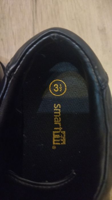 Кожени обувки за момче