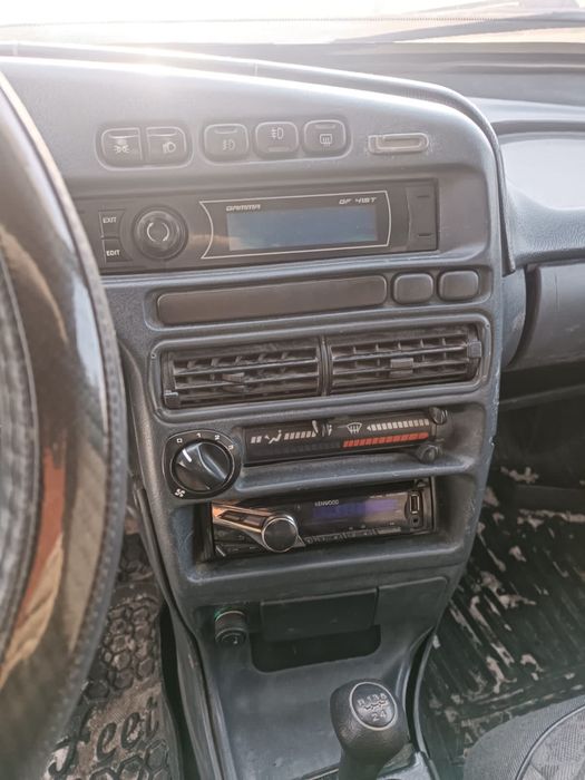 Машина хорошая 2115