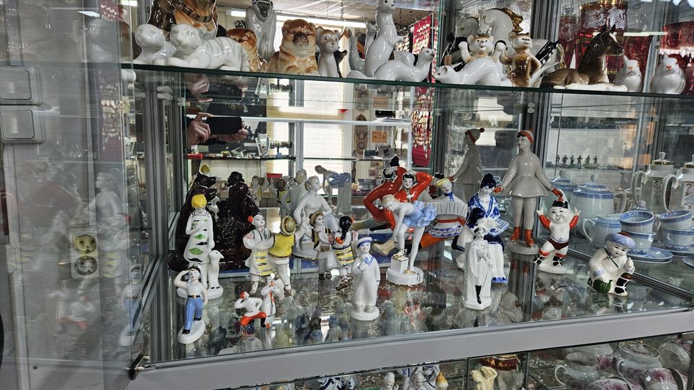 Продам фарфоровые статуэтки ссср