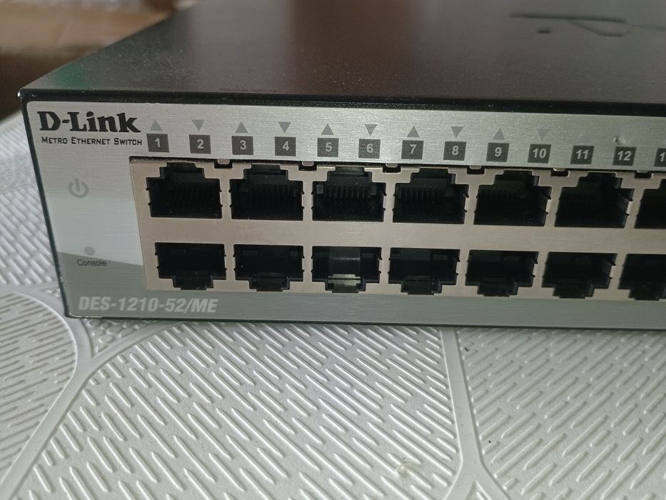Коммутатор D-Link DES-1210-52/ME