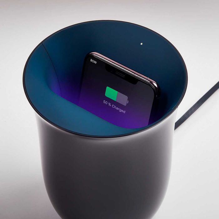 Lexon oblio Wireless charging station with built-in UV sanitizer