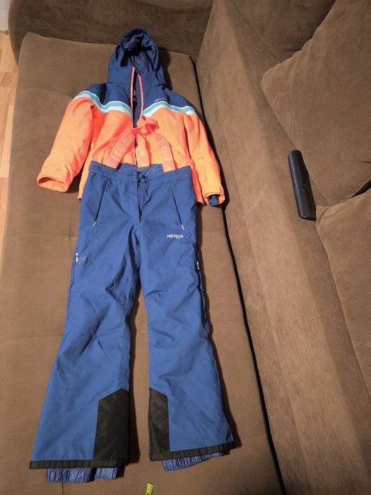 Costum schi Nevica 10 k/(134-140)